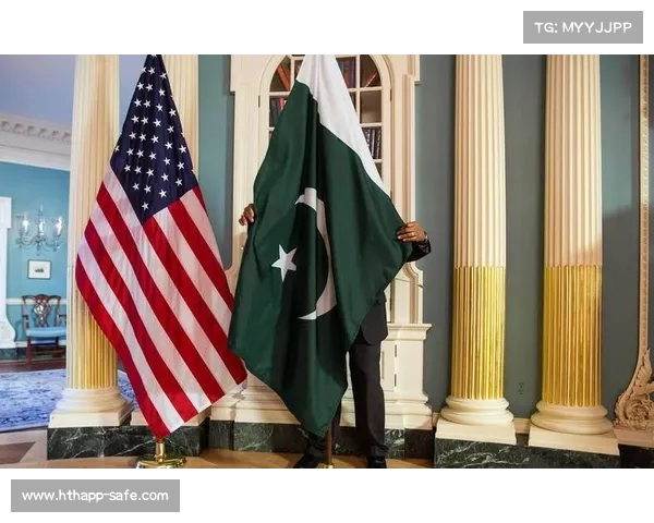 亚洲强国倒向美国：新“亲美”阵营崛起，地缘政治风险激增(亚洲一国公然向美国靠拢事件)